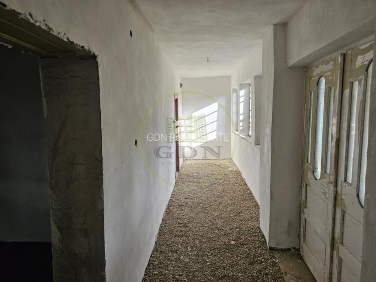 Casa de vacanta semifinisata + 1600 mp teren - 3