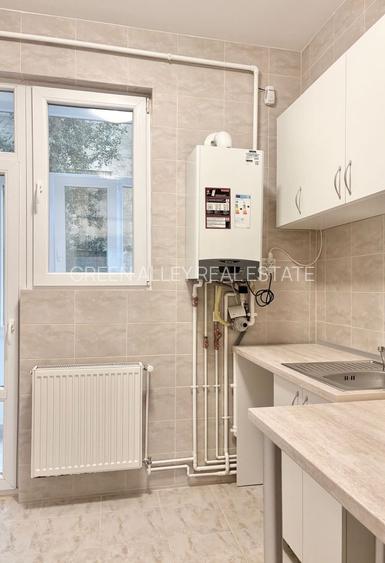 APARTAMENT CU 3 CAMERE DECOMANDAT AFLAT LANGA PIATA AMZEI - RETRAS DE LA STRADA - 9