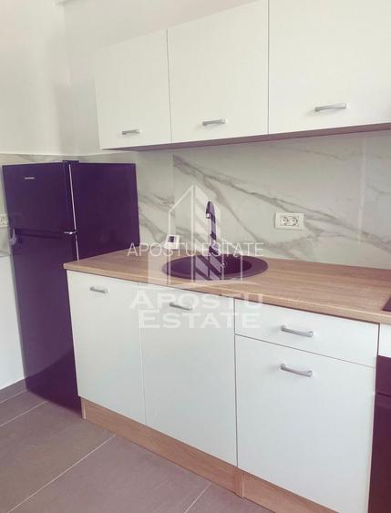Apartament cu 2 camere, de inchiriat, Dumbravita, Loc de Parcare - 4