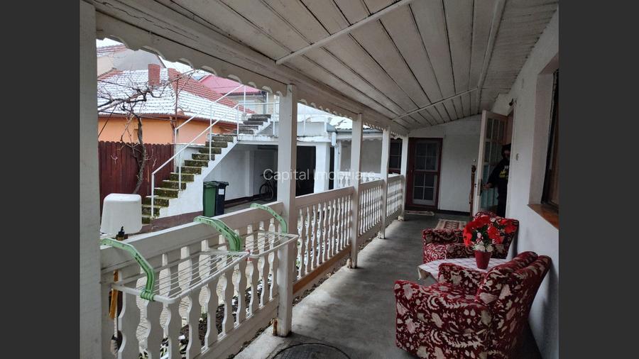 Casa cu mansarda, 7 camere, anexe, Sanmartin - 5