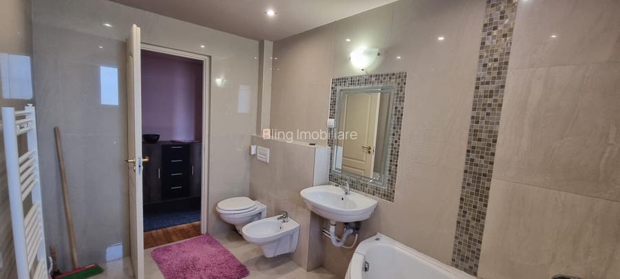 Apartament 3 Camere, 2 parcari ,3 balcoane, 68 mp, Zona Subcetate - 12