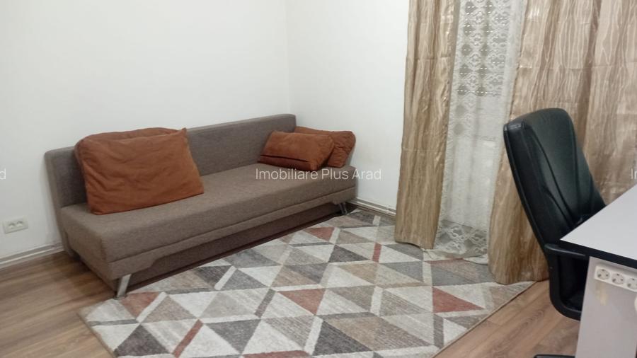 Inchiriez apartament cu 2 camere in zona centrala -langa Unicredit Bank - 8