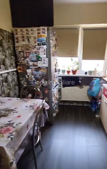 Basarabia-strada Pescarusului- apartament 3 camere 2 bai - 10