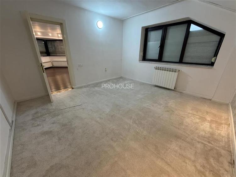 Vila de inchiriat - Ultracentral, Spatiu versatil pentru locuinta, birouri sau a - 32