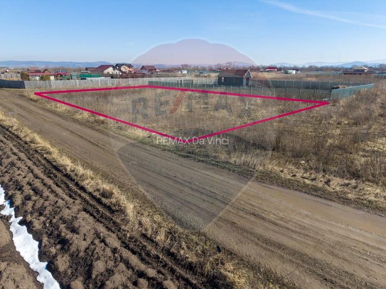 Teren intravilan de vanzare Hălchiu - 7
