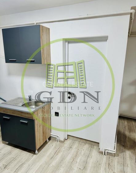 Apartament renovat la mansardă – zona Semaforului / Vasile Aaron - 6