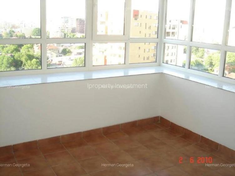 Bd Unirii, Alba Iulia | Duplex 4 Camere pentru birouri | 2 Terase - 12
