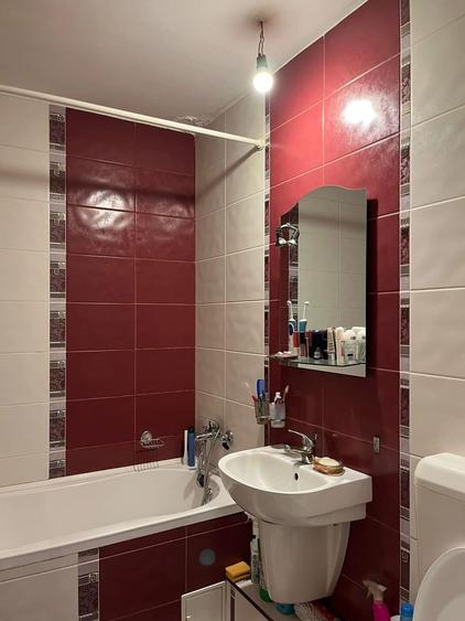 Apartament 3 camere, Tip PB, 68 mp utili, Etaj 3, Zona Decebal,Oradea.