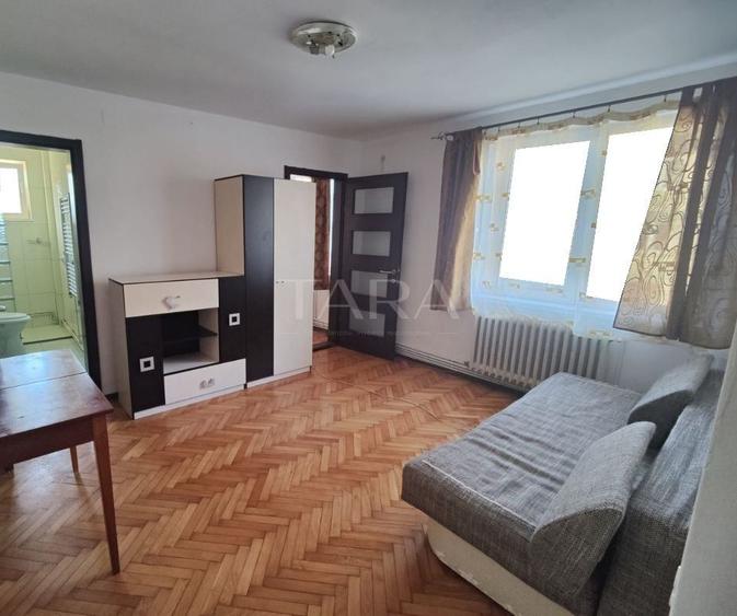 Apartament semidecomandat, complet utilat, ideal pentru investiție.