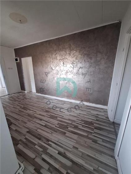 Apartament 3 camere spatios, etaj 1, zona Grivitei, cu garaj, beci si terasa