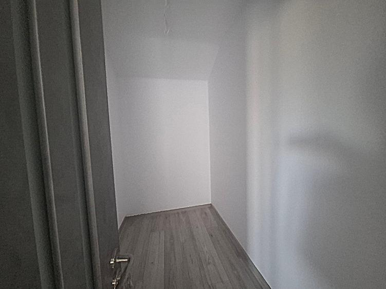 Vand Casa Noua Moderna P+1E, Finisaje Premium, 5 Camere, Curte 400mp