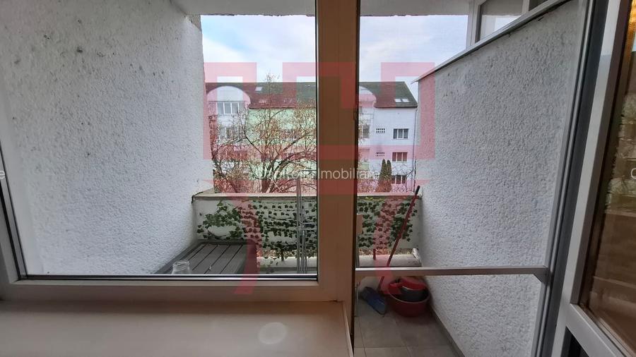 Garsoniera renovata etaj intermediar Gheorgheni Brancusi Diana - 6