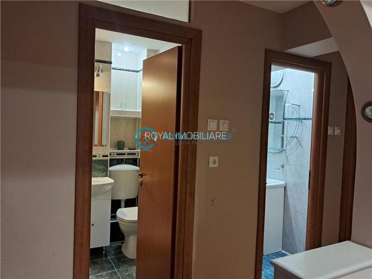 Royal Imobiliare - Vanzare apartament 4 camere zona Piata Mihai Viteazu - 23