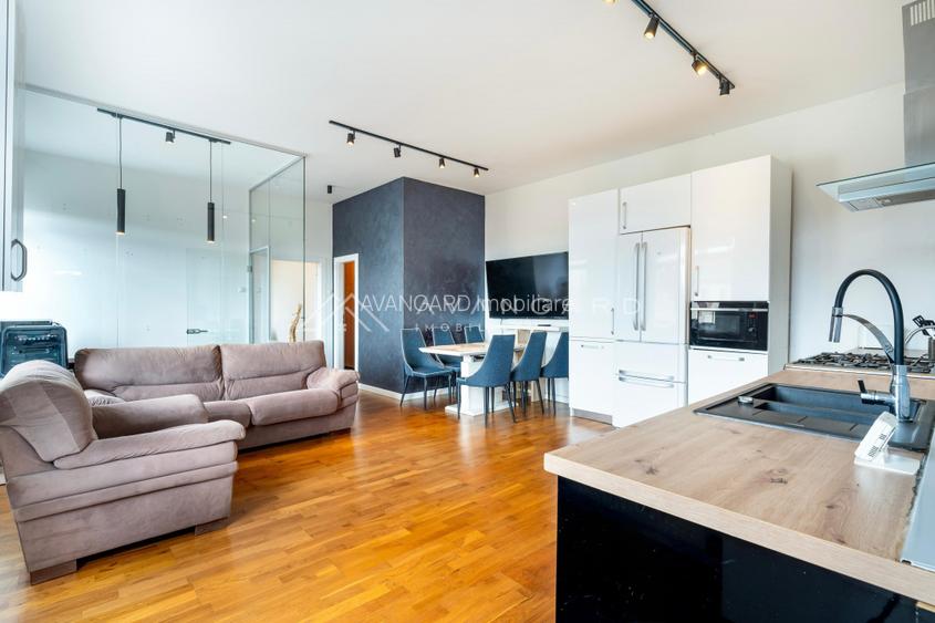 Apartament spațios de 87 mp, cu tavane înalte și garaj, strada Horea - 2