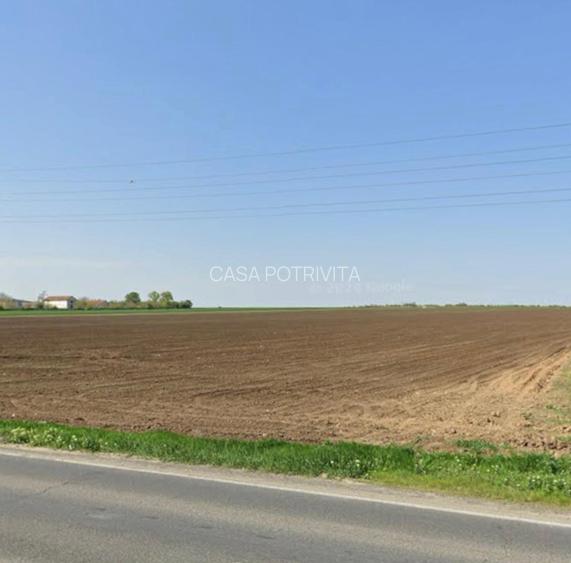 Valul lui Traian, teren intravilan 10000mp/160m, la intrare in localitate - 3