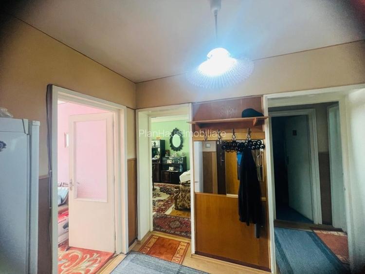 Vintage apartament  3 camere , Iuliu Maniu  ,zona excelenta etaj 3  - 10