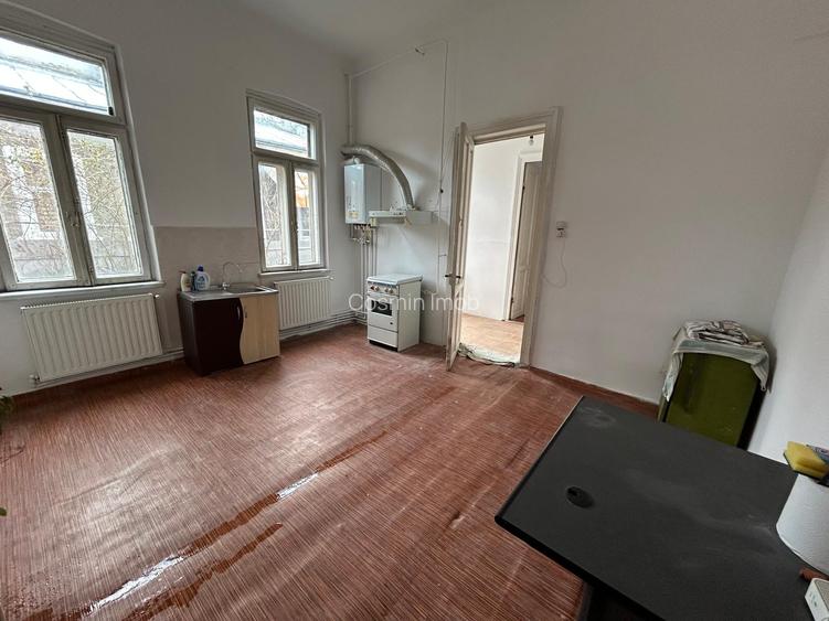 Casa 3 camere, 300 mp teren zona super buna - 6