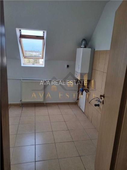 2 Camere, DECOMANDAT,  Mansarda - ZONA GIROCULUI - 6