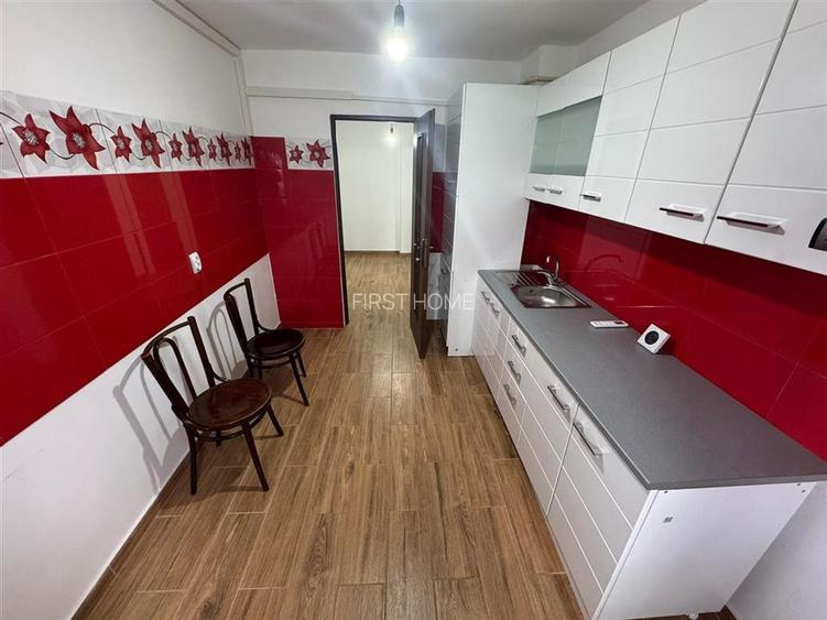 Ap 2 cam, 60 mp utili, et 2/3, hol patrat logie si balcon,renovat ! - 3