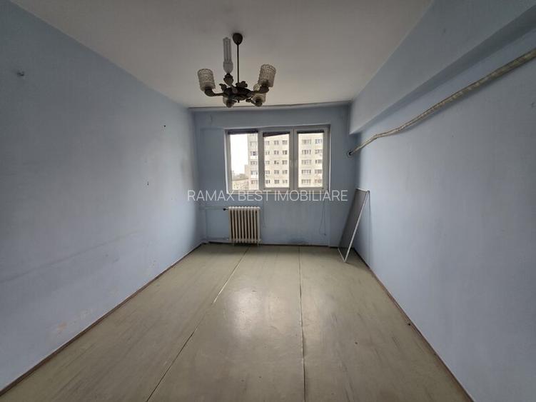 Jean Steriadi, 5 minute metrou 1 Decembrie 1918, bloc reabilitat - 6