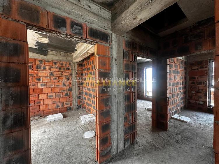 Vila individuala 5 camere ~ 3 bai ~  Teren 300 mp - 14