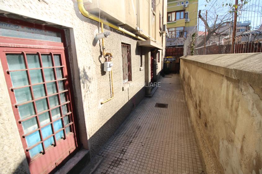 Foișorul de Foc, garsonieră în bloc interbelic, mobilată și utilată - 11