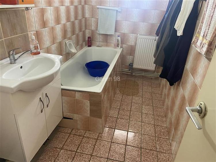 Apartament de vanzare , zona Cartier Aviatorilor , 83 mp , 2 balcoane - 12
