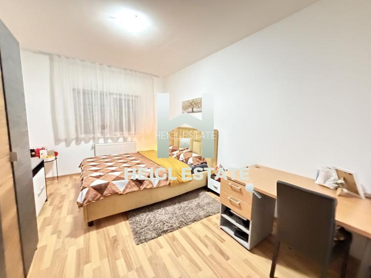 Apartament decomandat cu 3 camere in Sanandrei comision 0 - 2