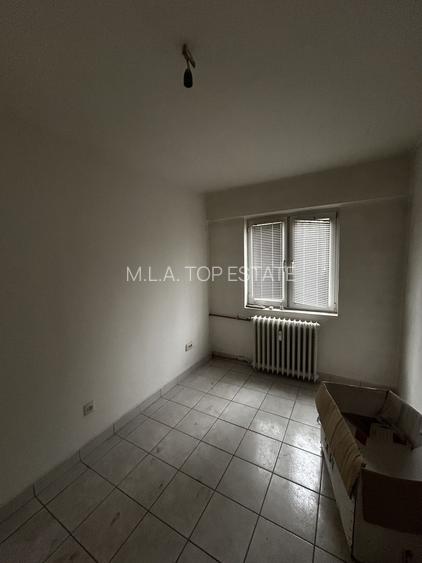 Apartament 3 camere central de vanzare - 3