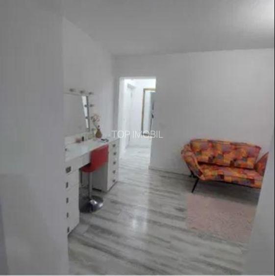 Apartament 2 camere semidecomandat, Podu Ros - Cantemir - 3