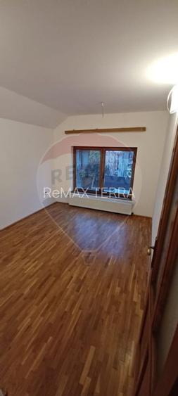 DE INCHIRIAT: Casă / Vilă P+1 - Zona Centrala BAIA MARE - 10