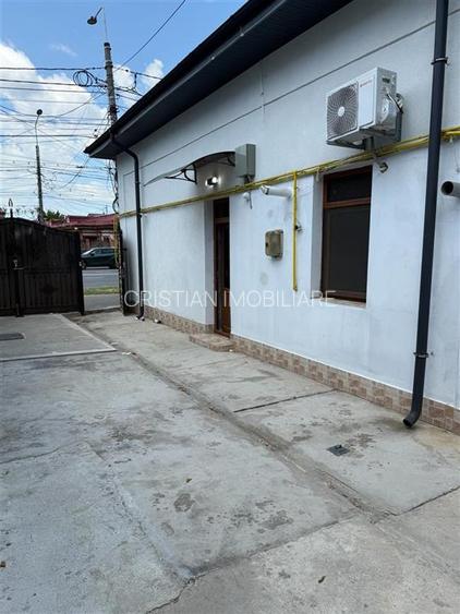 Casa zona centrala, 5 camere,  compusa din doua apartamente, chirpic si caramida - 30