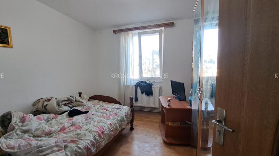 AGIGEA, 3 CAMERE DECOMANDAT 2 BAI, CENTRALA GAZ, 70 MP. PARCARE, BOXA - 16