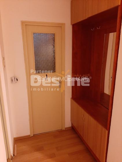 Apartament cu 2 camere decomandat , situat in cartierul Astra, Calea Bucuresti - 6