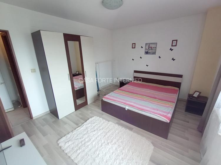Apartament 2 camere Baba Novac 370 euro - 2