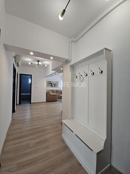 Dacia , 4 camere decomandat , 2 balcone - 2