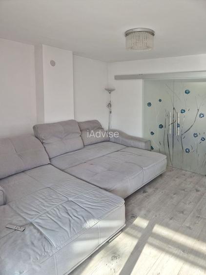 PROPRIETATE VERSATILA, complet renovată– 220 m² utili + 130 m² curte privată - 4