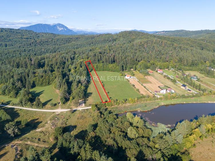 Teren intravilan 3300mp- Vulcan Brasov langa Lac si padure - zona turistica - 3