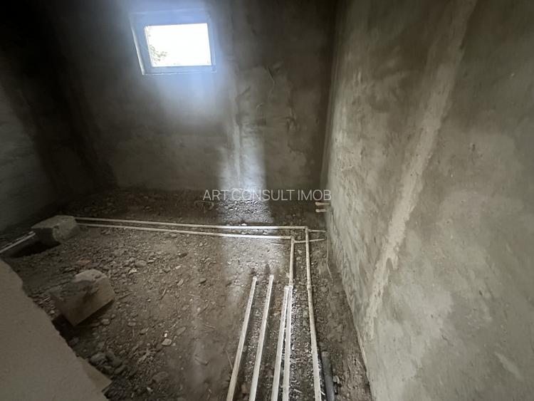  Casa la rosu cu teren 1248 mp | Misleanu, Ialomita | Comision  Cumparator 0 | - 9