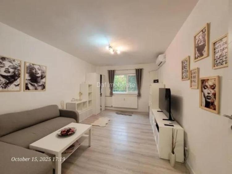 Tineretului parc-garsoniera  renovata -bloc 1981 - 11