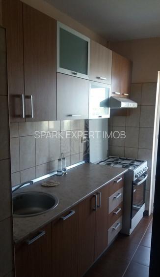 2 CAMERE // 9 MAI // ZONA LINISTITA - 5