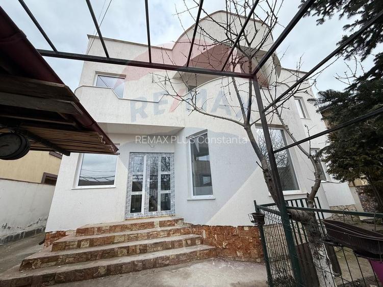 Vila P + 1 de vanzare in Eforie Nord teren proprietate 300 mp - 16