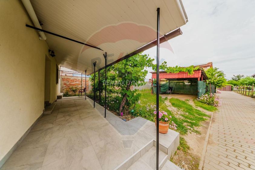 Casă  cu doua camere de închiriat în zona Parneava - 6
