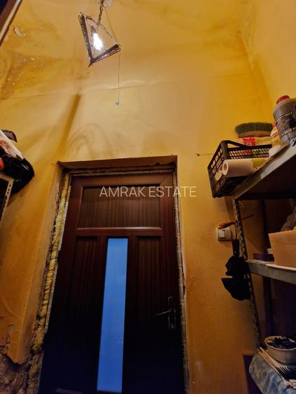 Casa cu tavan inalt - Piata Alba Iulia - Singur in curte - 4