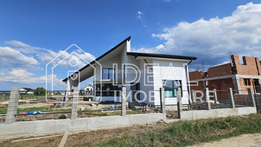 Casa Individuala Moderna cu 5 camere si 668 mpu curte, in Cristian - 17