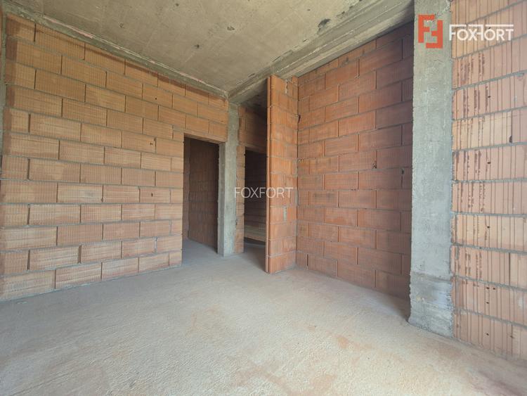 Duplex cu 4 camere de vanzare in localitatea Dumbravita - 15
