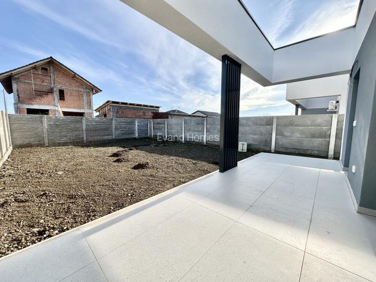 Duplex pe parter cu 3 camere - Mosnita Veche - 11