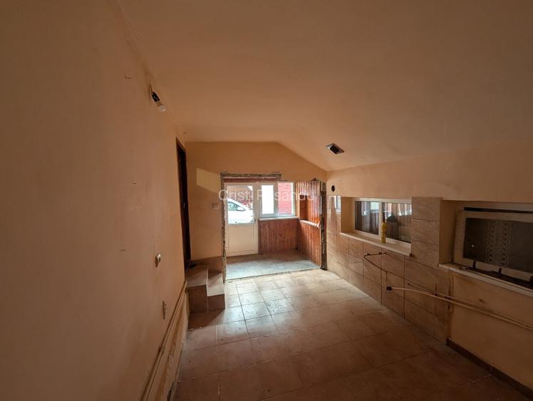 Gospodărie completă în Zăbala – Casă 150 mp (3 dormitoare, living, loc de masa) - 11