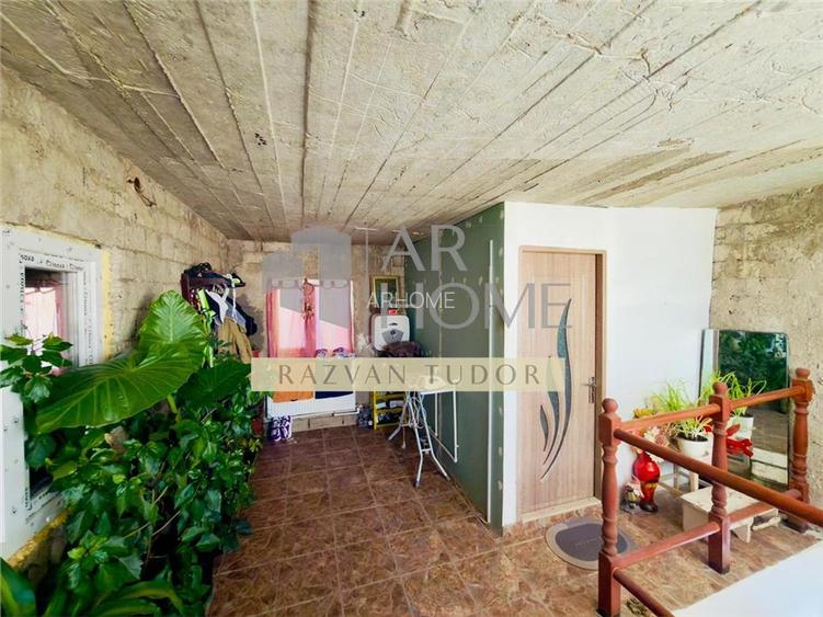 Casa 4 camere , semifinisata , cu beci , Ploiesti ,zona centrala - 9