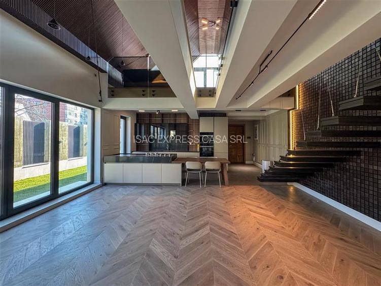 De vanzare! Vila de Lux in Tatarasi, 370 mp. Tehnologii ultima generatie, materi - 2